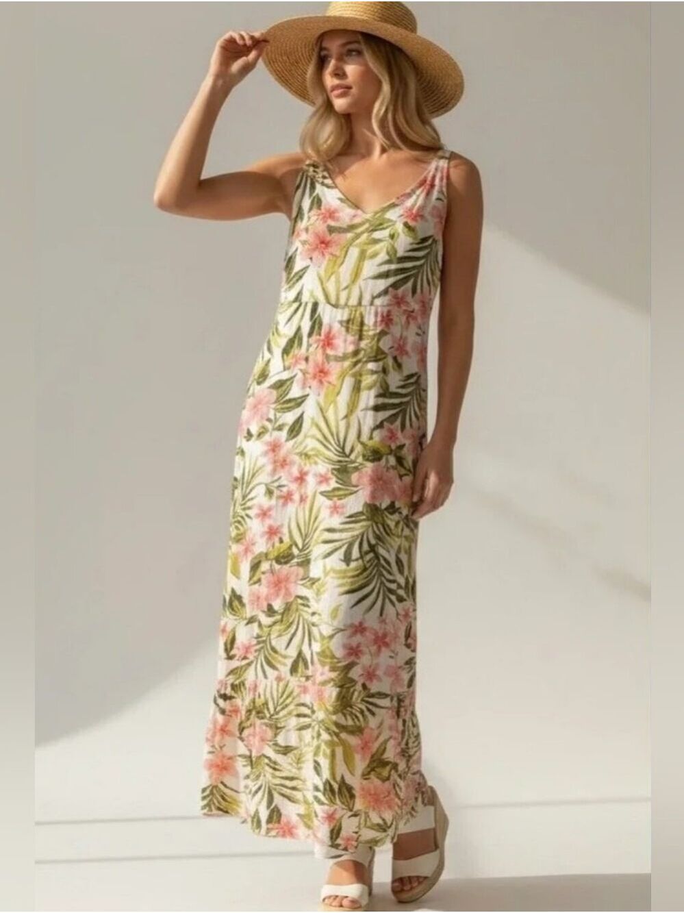 Hurley Tiered Tropical Summergirl Floral Print Maxi Dress. Size Large